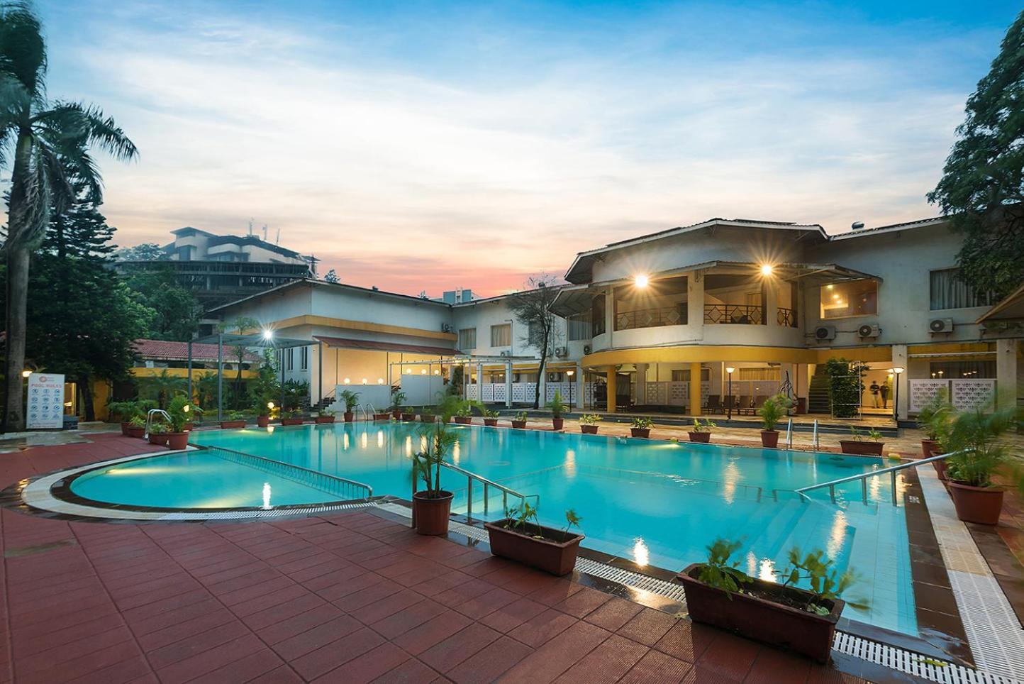 Manas Lifestyle Resort, Igatpuri Esterno foto