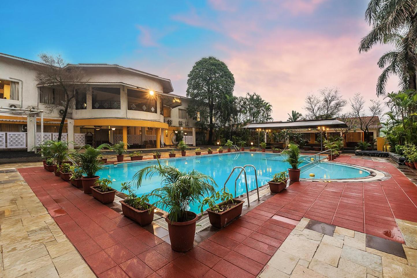 Manas Lifestyle Resort, Igatpuri Esterno foto
