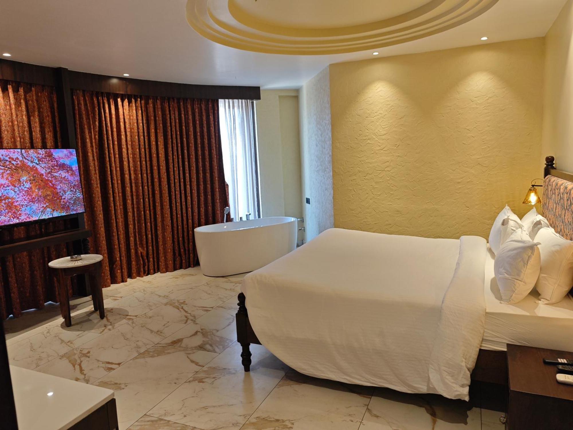 Manas Lifestyle Resort, Igatpuri Esterno foto